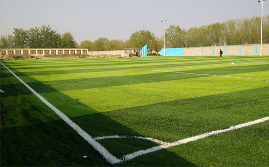 一個足球場是否很好地使用