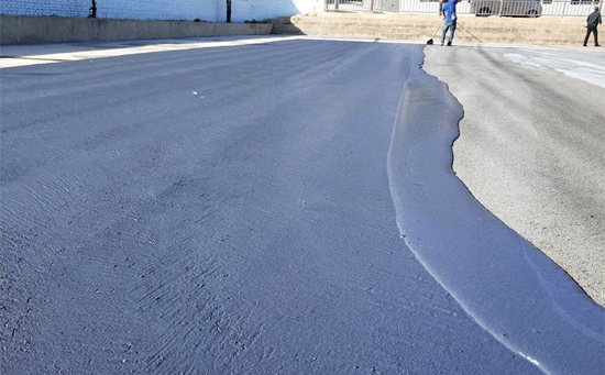 塑膠網(wǎng)球場彈性層施工圖片