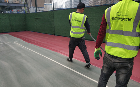 加強層丙烯酸球場施工