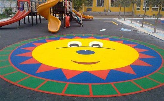 幼兒園塑膠地面多少錢一平方米，高中低三款滿足需求